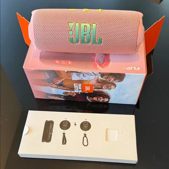 JBL Flip 7 Speaker - Pink - Picture 2 of 7